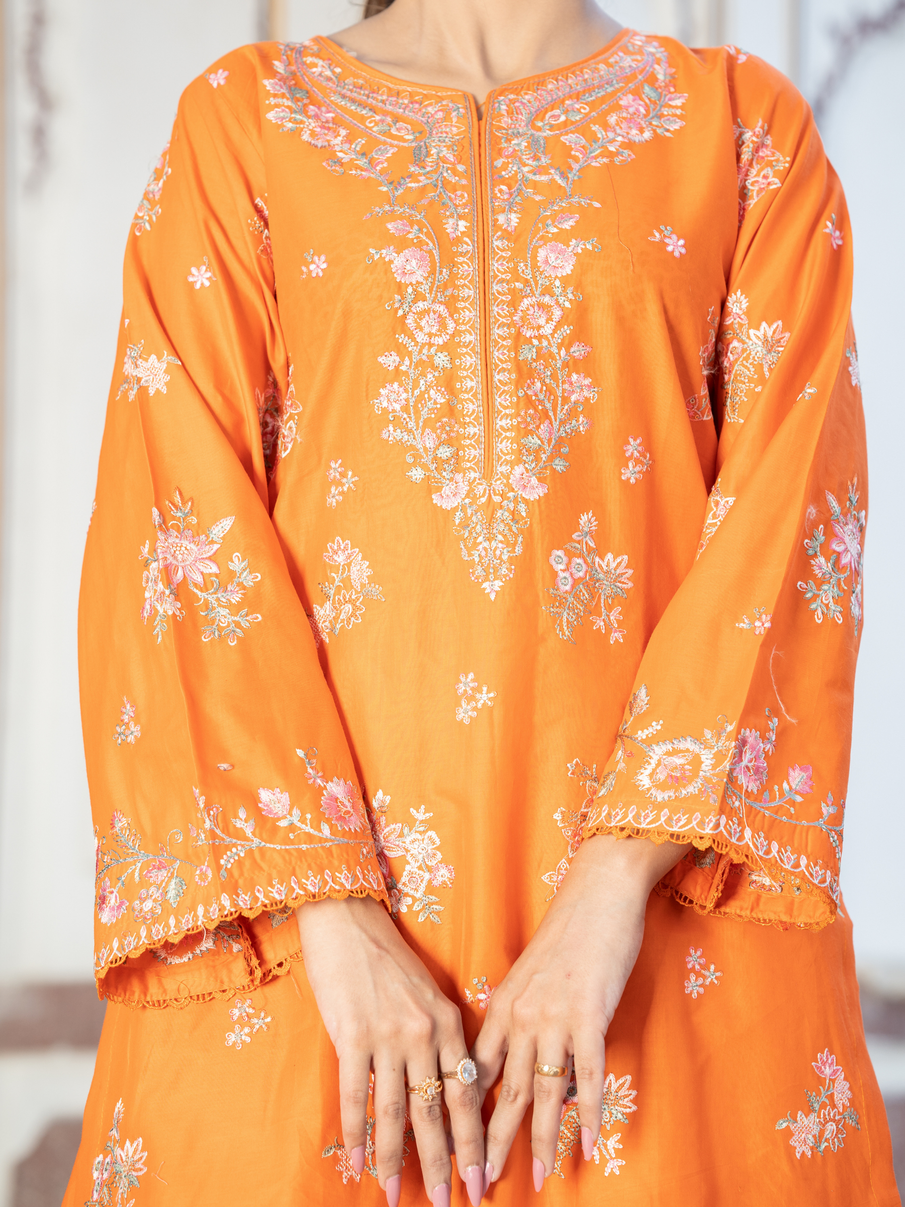 Lawn Embroidered 3pc Stitched Suit